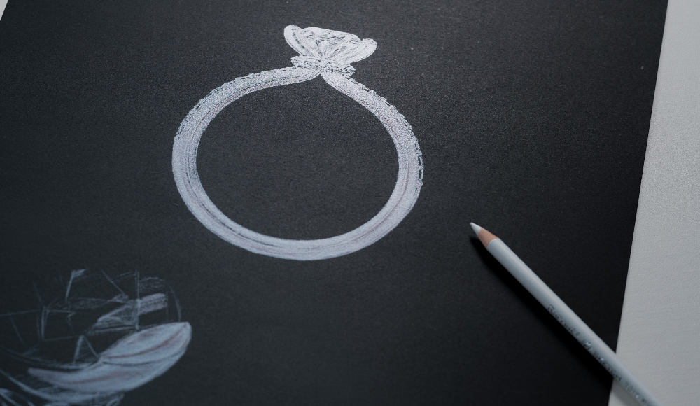 <p>强化人才培育</p>
