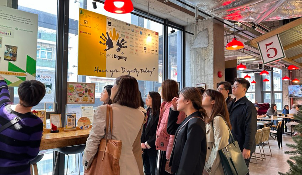 <p>Pay it Forward – Dignity Kitchen</p>
