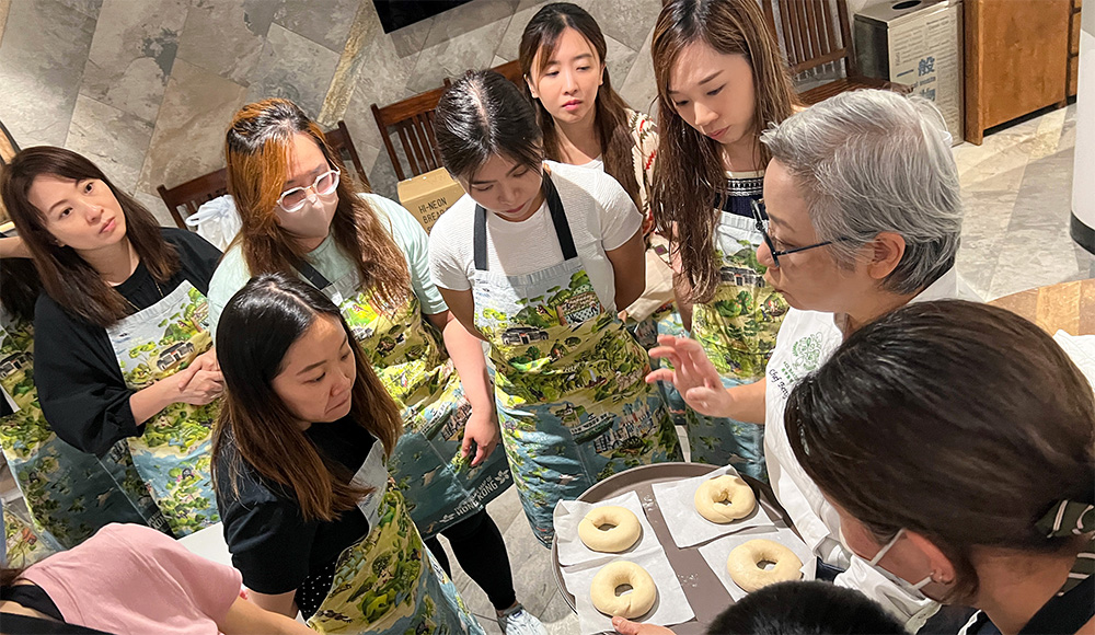 <p>Sustainable Diet: Bagel Baking Workshop</p>
