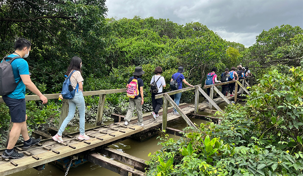 <p>Hoi Ha Wan Marine Life Centre – Marine Education Programme</p>
